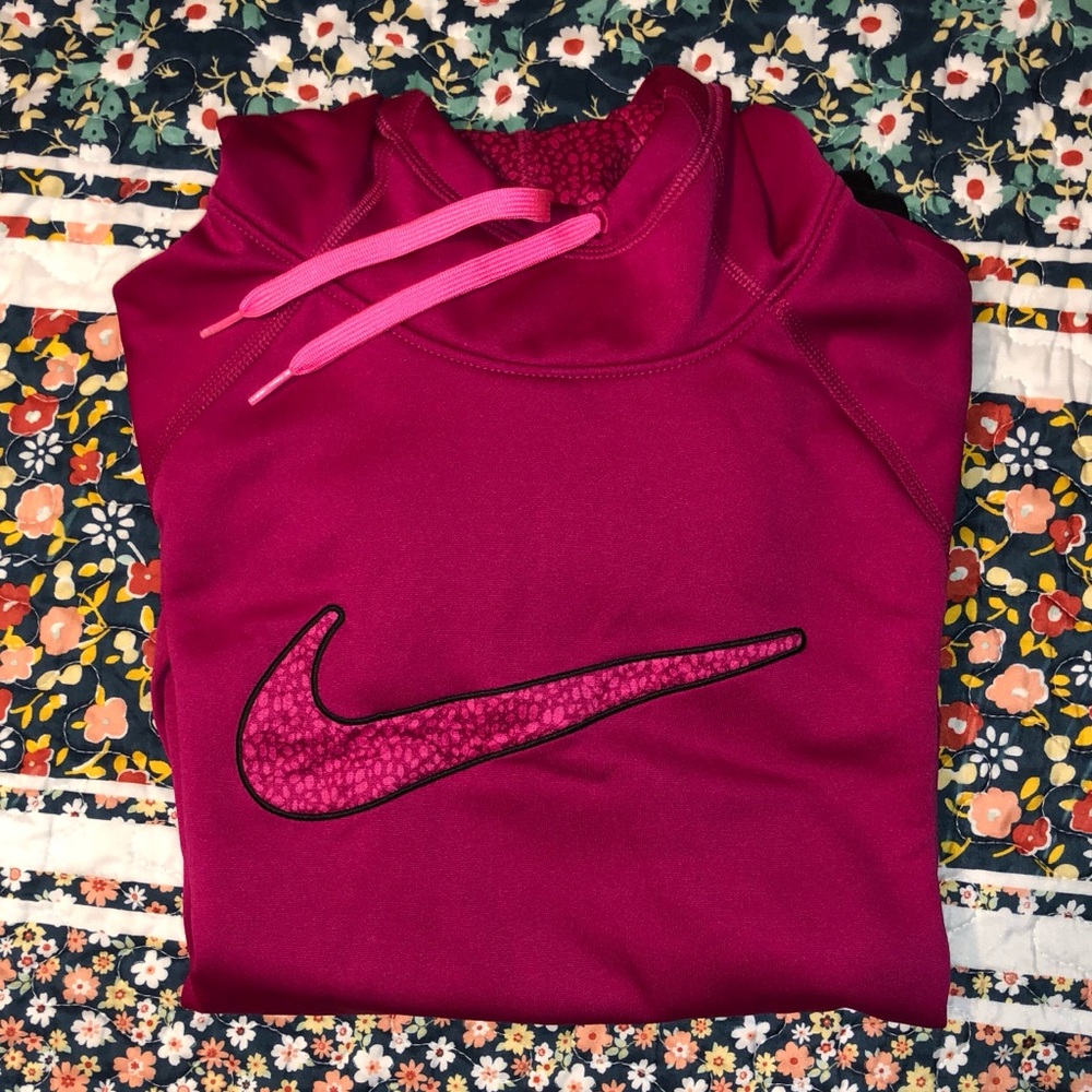 Women’s long sleeve sweatshirt